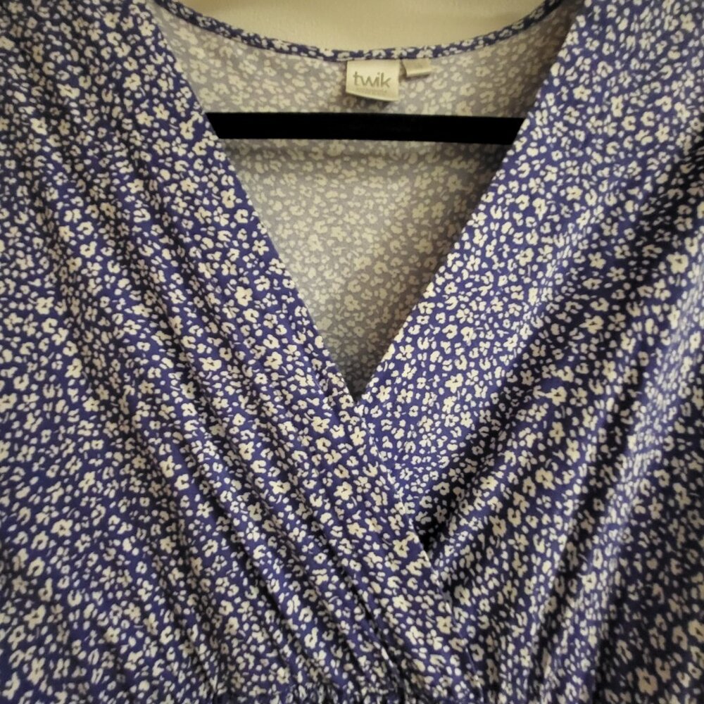 Twik by Simons | Blue & White Floral V-Neck Maxi Dress - Size M - Picture 4 of 5